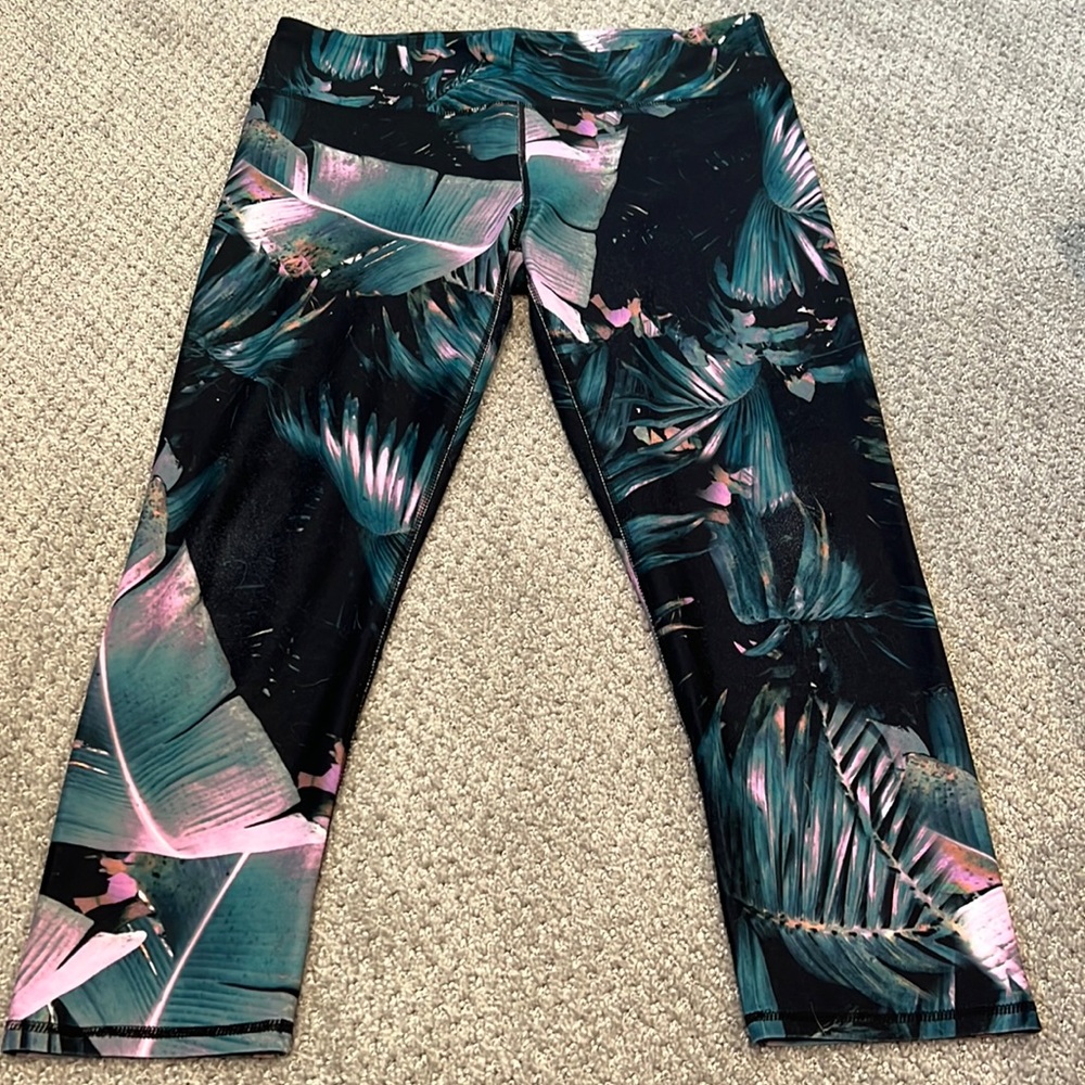Capri workout leggings